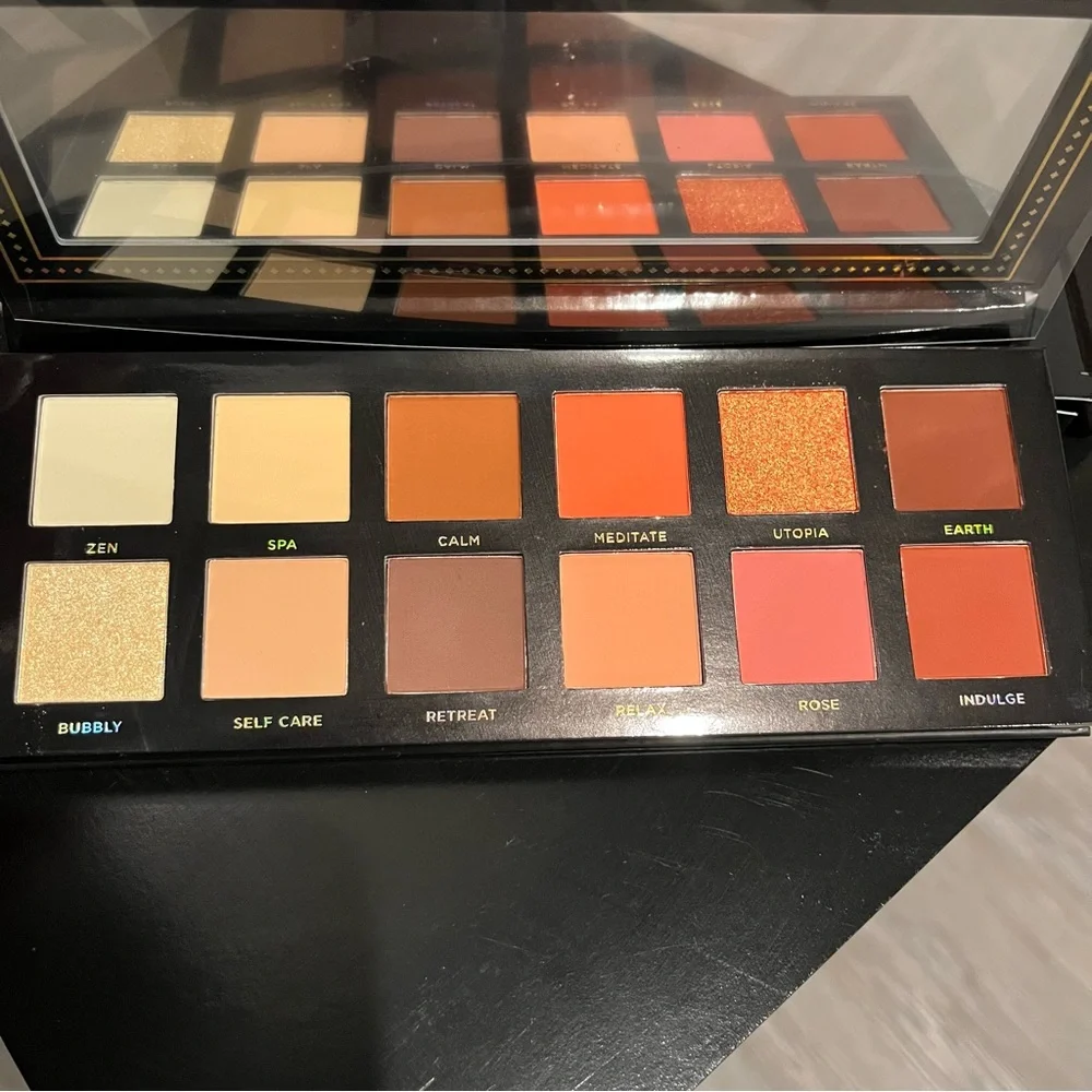 Ace Beaute’ Serenity Eyeshadow Palette NIB